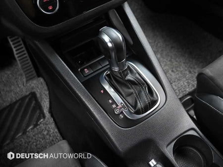 Volkswagen Scirocco — photo 09