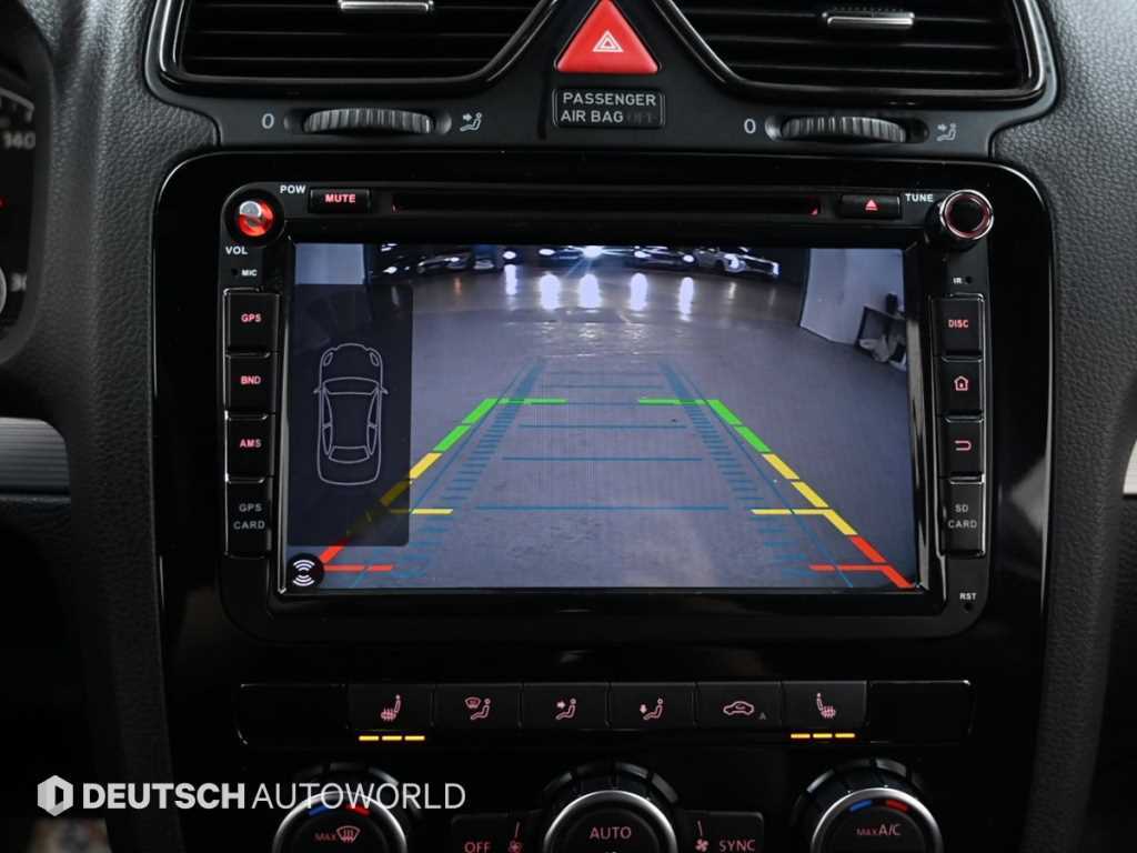 Volkswagen Scirocco — photo 15