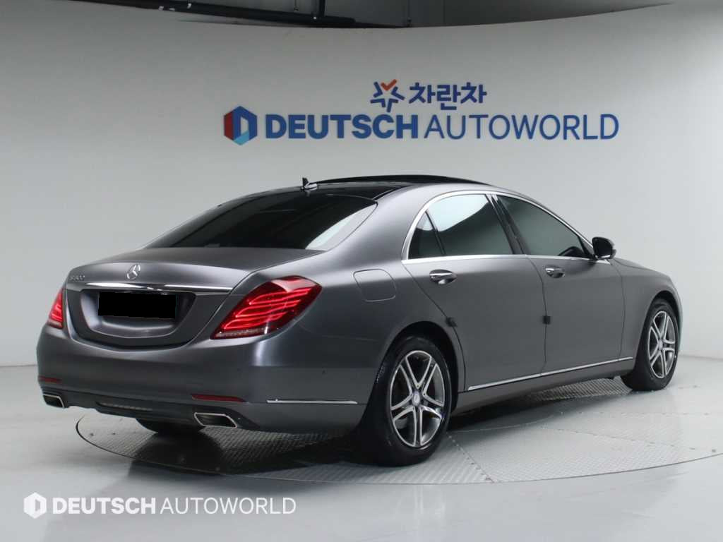 Mercedes-Benz S-Class — photo 02