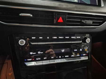 Kia K7 — photo 18