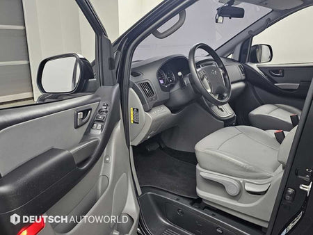 Hyundai Starex — photo 11