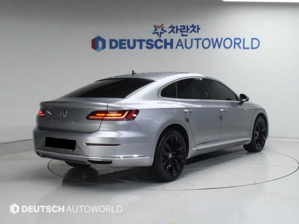 Volkswagen Arteon — photo 02