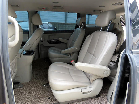 Kia Carnival — photo 06