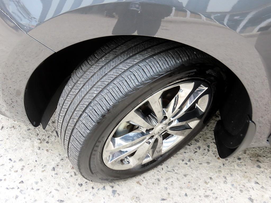 Kia Carnival — photo 20