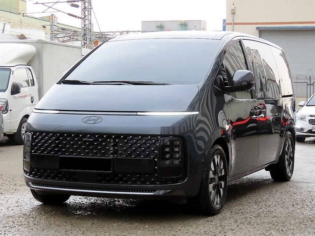 Hyundai Staria — photo 02