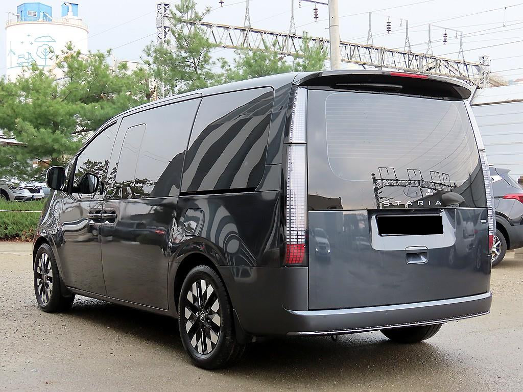 Hyundai Staria — photo 03
