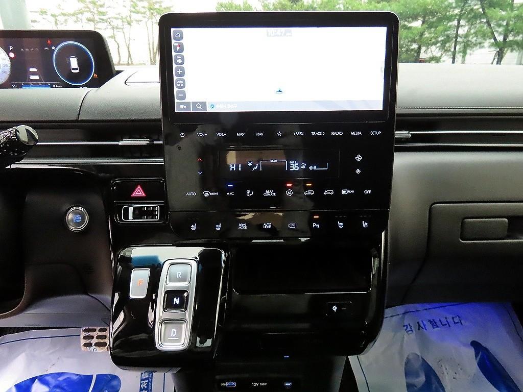 Hyundai Staria — photo 12
