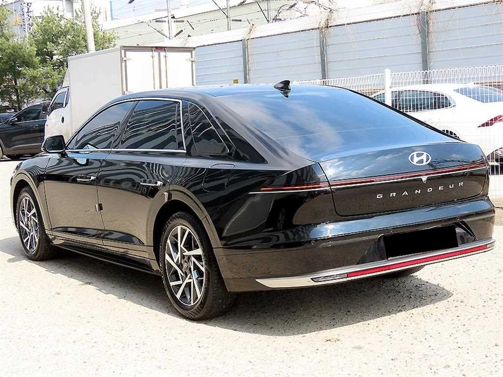 Hyundai Grandeur — photo 03