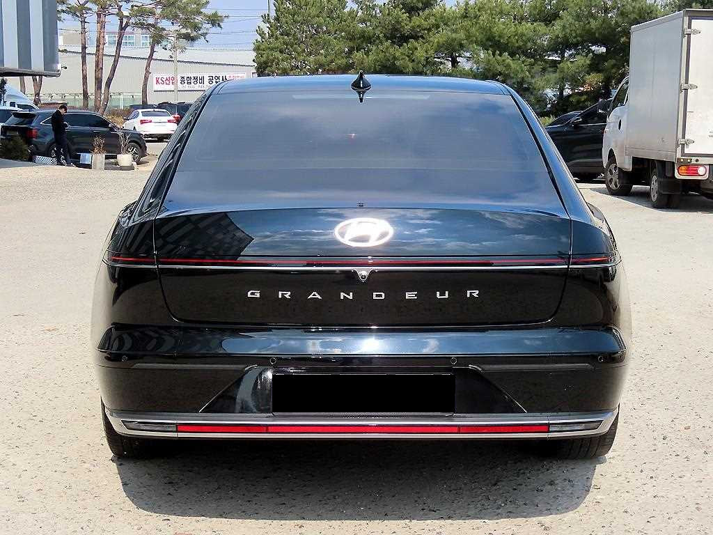 Hyundai Grandeur — photo 04