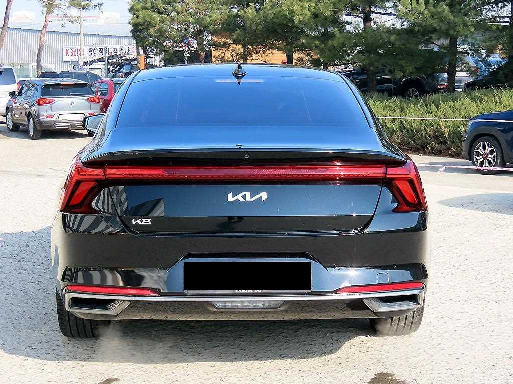 Kia K8 — photo 04
