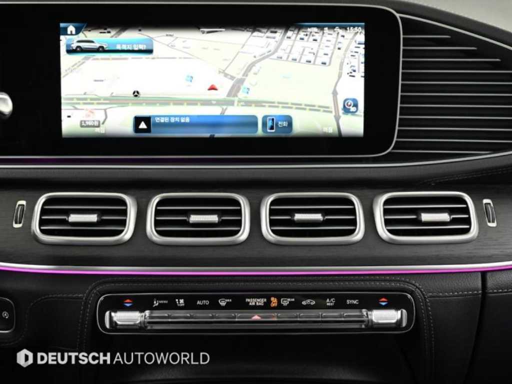 Mercedes-Benz GLS-Class — photo 14