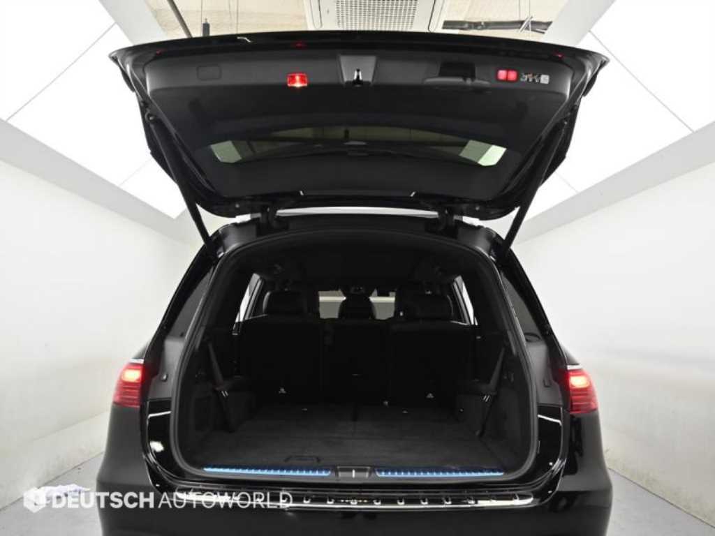 Mercedes-Benz GLS-Class — photo 19
