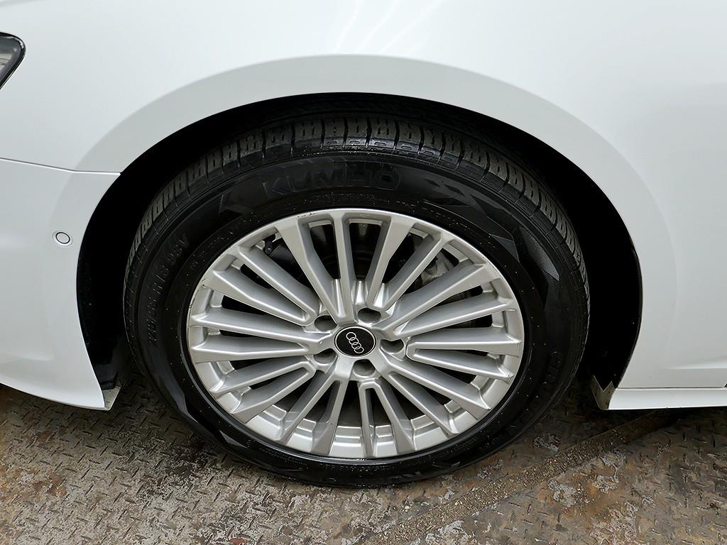 Audi A6 — photo 07