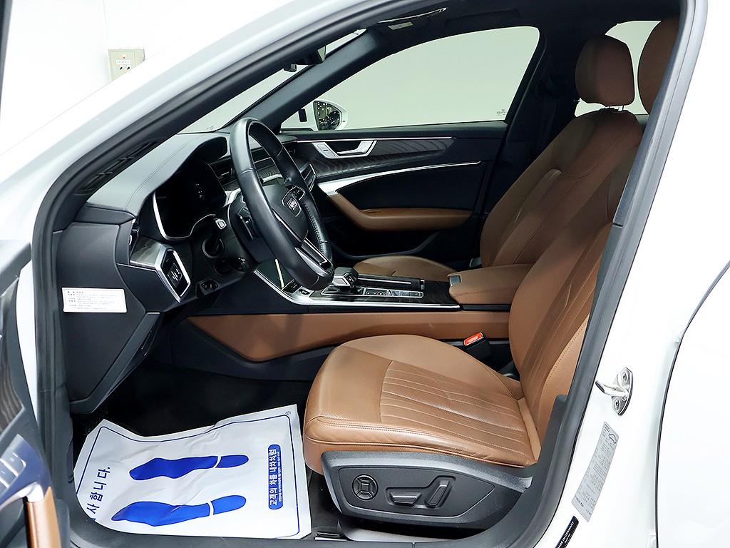Audi A6 — photo 11