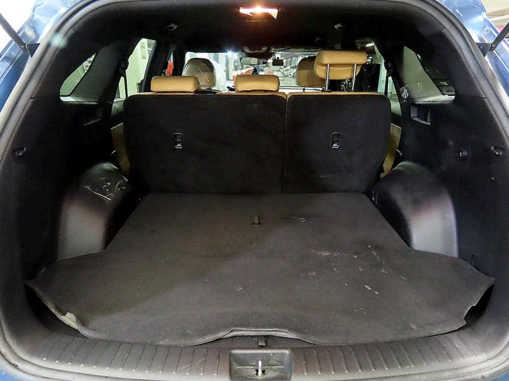 Kia Sorento — photo 17