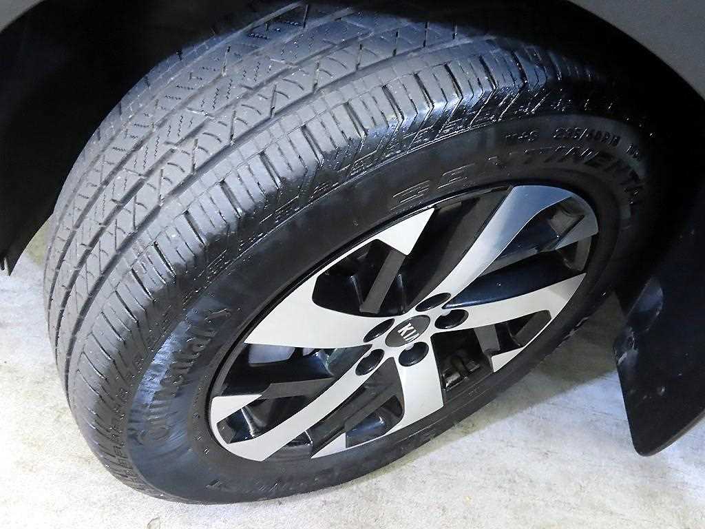 Kia Sorento — photo 20