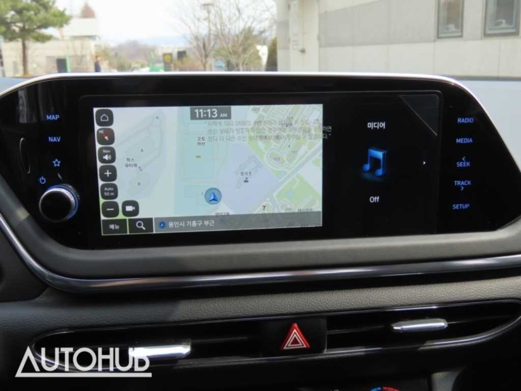 Hyundai Sonata — photo 09