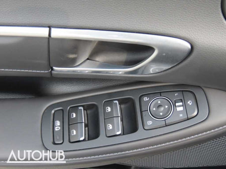 Hyundai Sonata — photo 13