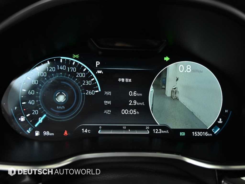 Genesis G80 — photo 09