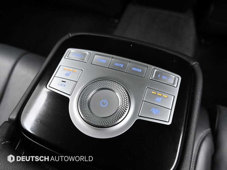 Genesis G80 — photo 17