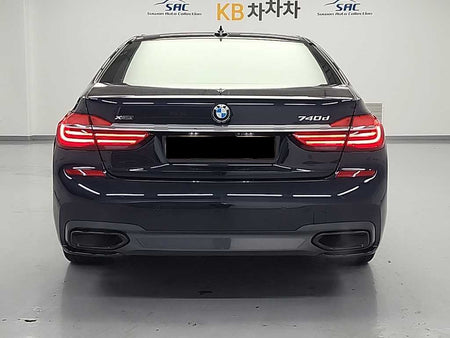BMW 7-Series — photo 03