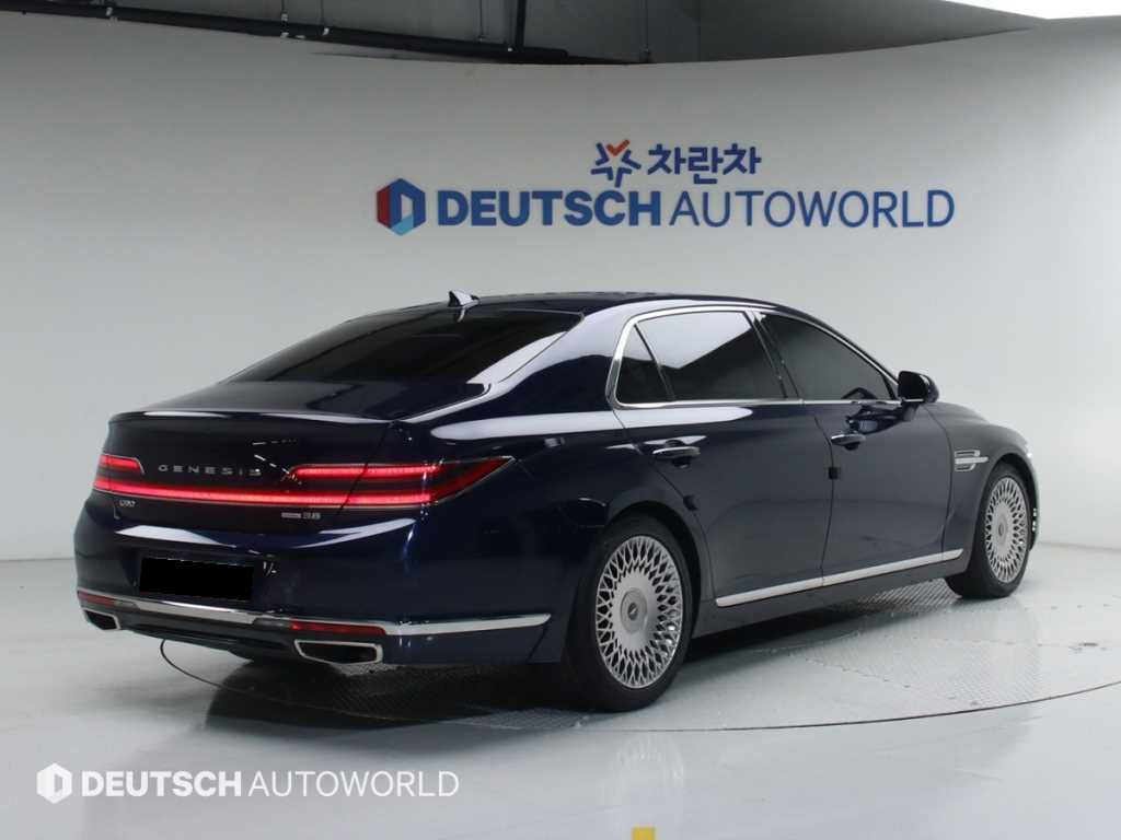Genesis G90 — photo 02