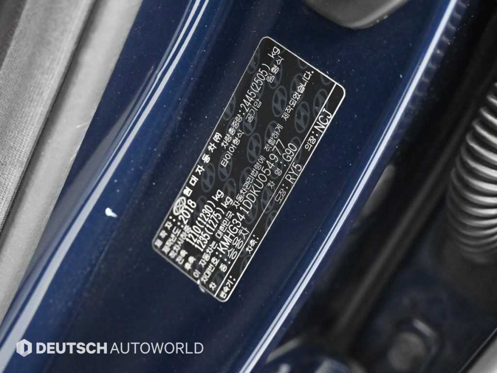 Genesis G90 — photo 20