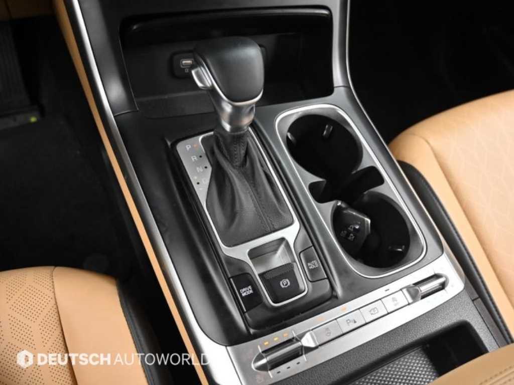 Kia Carnival — photo 12
