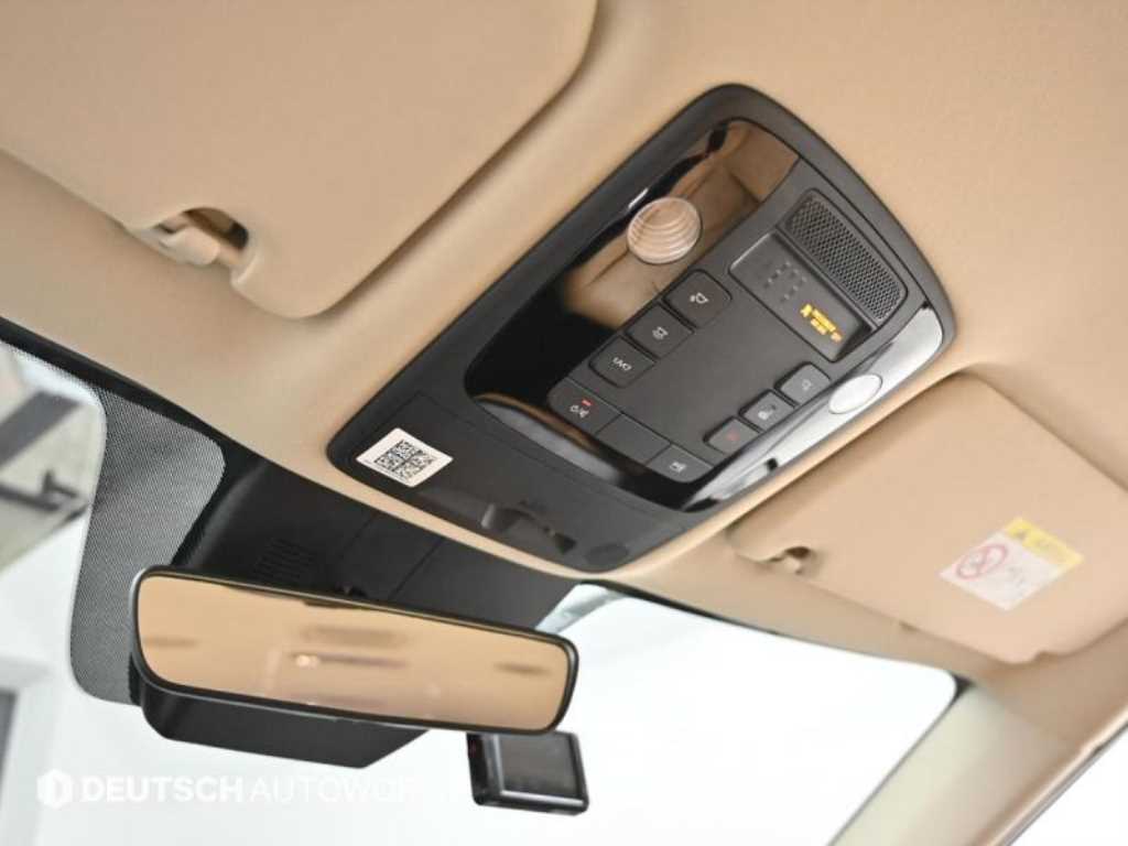 Kia Carnival — photo 16