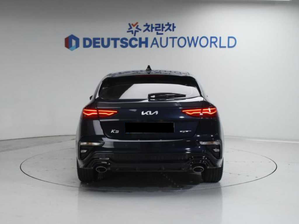 Kia K3 — photo 04