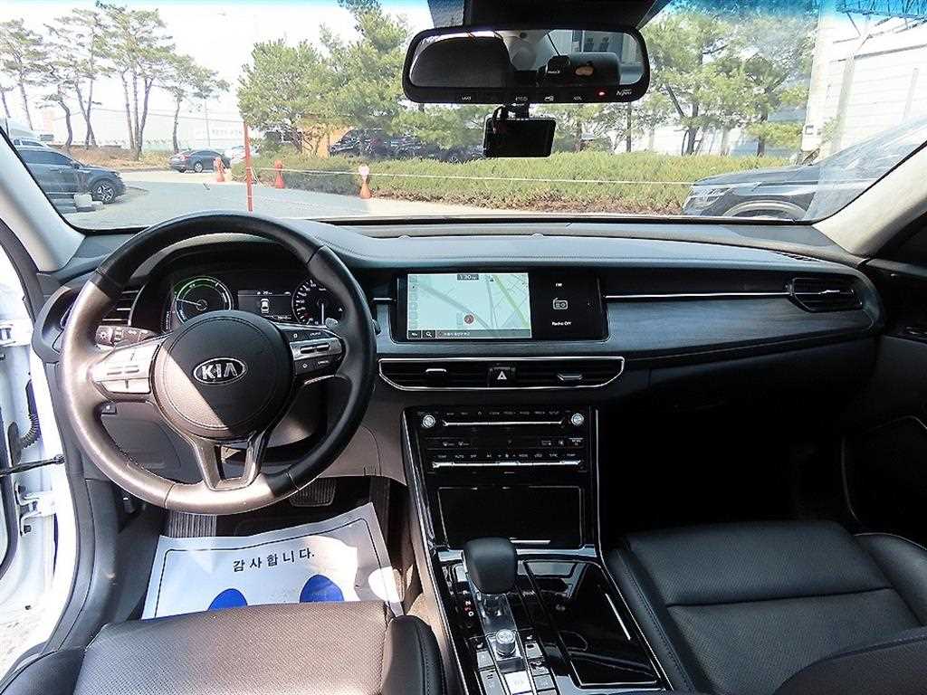 Kia K7 — photo 07