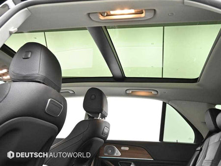 Mercedes-Benz GLE-Class — photo 18