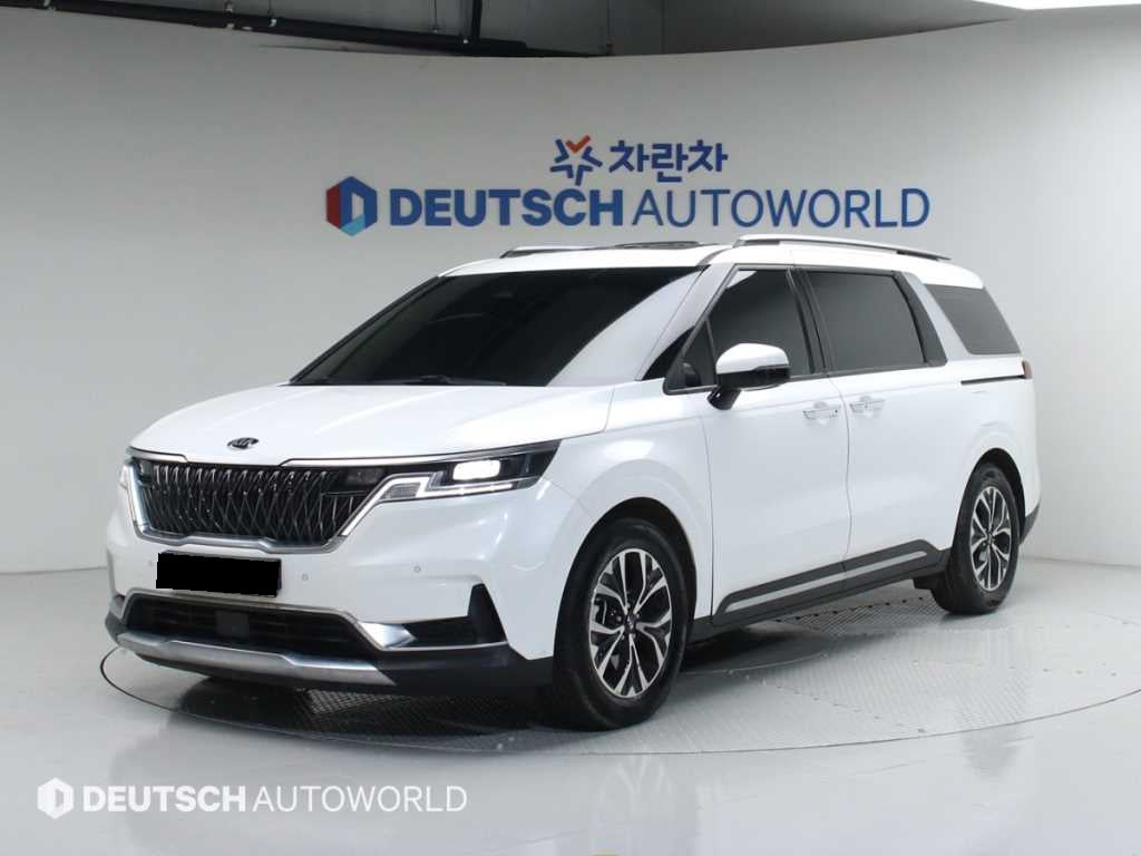Kia Carnival — photo 01