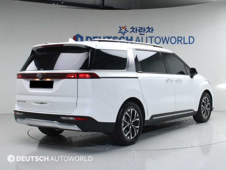 Kia Carnival — photo 02