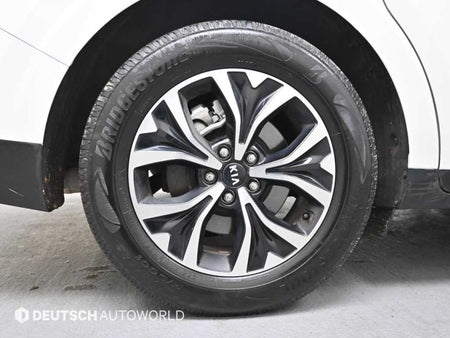 Kia Carnival — photo 05