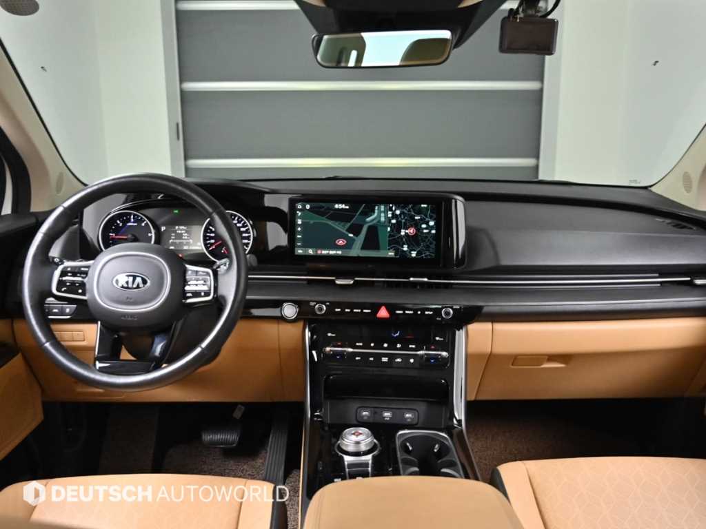 Kia Carnival — photo 07