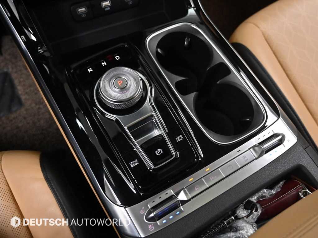 Kia Carnival — photo 09
