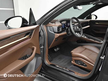 Porsche Macan — photo 11