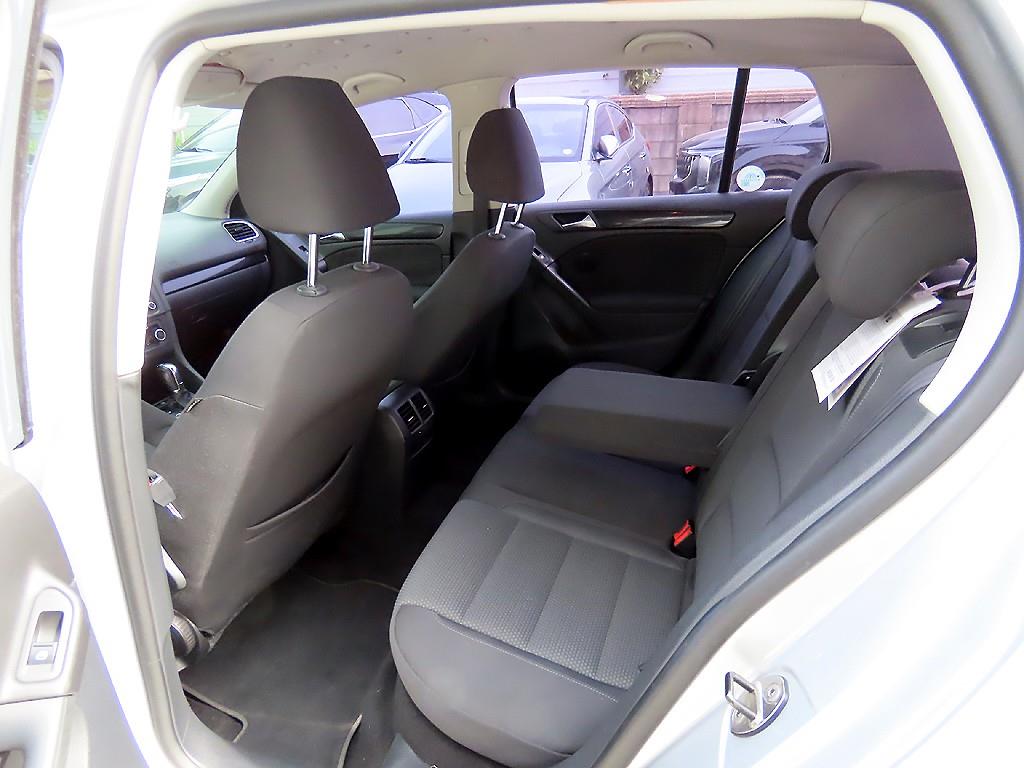 Volkswagen Golf — photo 06