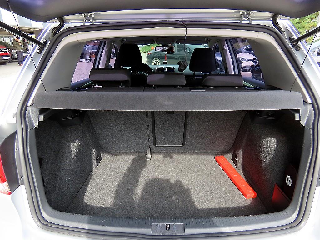 Volkswagen Golf — photo 18