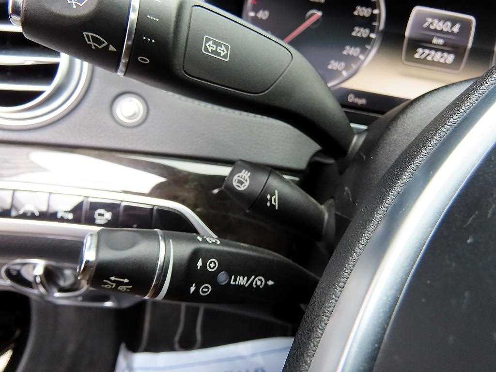 Mercedes-Benz S-Class — photo 13