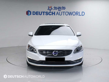 Volvo S60 — photo 03