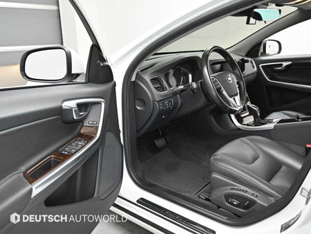 Volvo S60 — photo 11