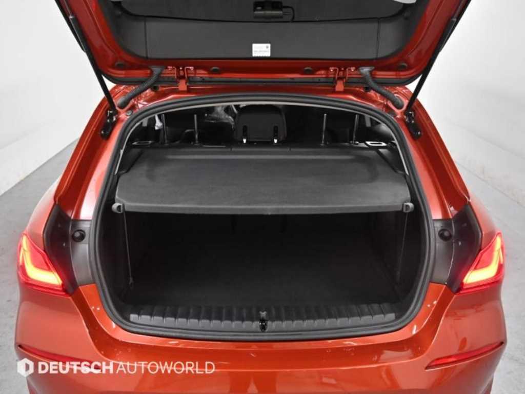 BMW 1-Series — photo 20