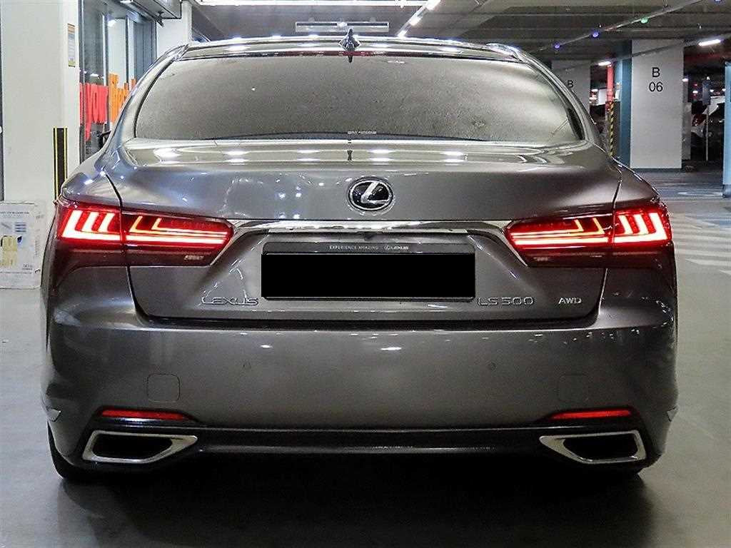 Lexus LS — photo 05