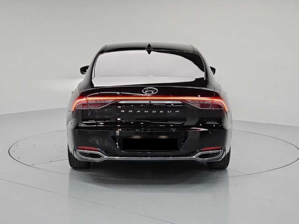 Hyundai Grandeur — photo 03