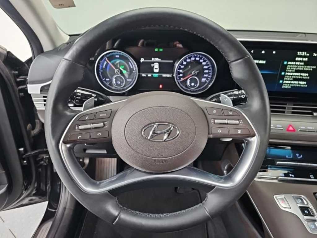 Hyundai Grandeur — photo 07