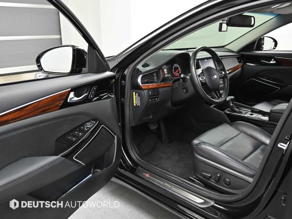 Kia K7 — photo 11