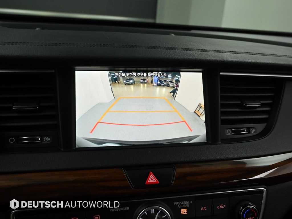 Kia K7 — photo 15