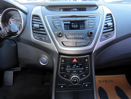 Hyundai Avante — photo 13